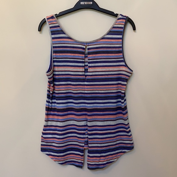 Roxy Too - Picture 2 of 7